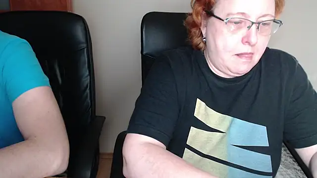 Snapshot of JoannaAndNeighbour chatting on February 2025 08:30:02 AM JoannaAndNeighbour online show from February 2025 08:30:02 AM