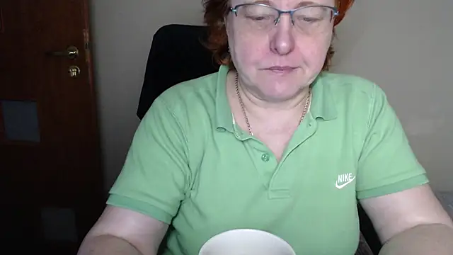 Snapshot of JoannaAndNeighbour chatting on February 2025 08:04:01 AM JoannaAndNeighbour online show from February 2025 08:04:01 AM