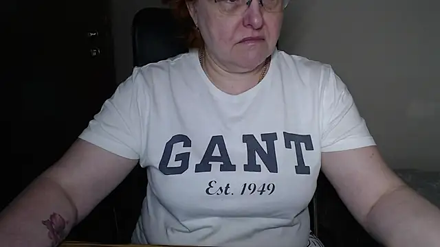 Snapshot of JoannaAndNeighbour chatting on March 2025 08:13:02 AM JoannaAndNeighbour online show from March 2025 08:13:02 AM