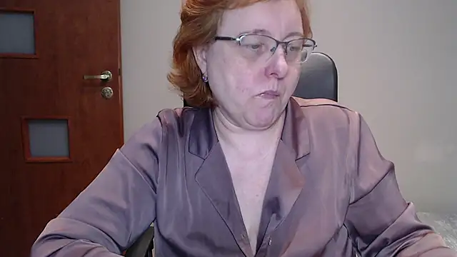 Snapshot of JoannaAndNeighbour chatting on March 2025 05:02:02 PM JoannaAndNeighbour online show from March 2025 05:02:02 PM