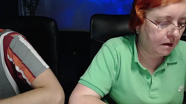 Snapshot of JoannaAndNeighbour chatting on November 2025 08:36:02 AM JoannaAndNeighbour online show from November 2025 08:36:02 AM