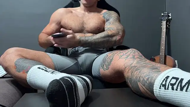 Mr YourGod online show from November 2025 06:24:01 AM