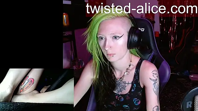 Snapshot of alicewonder09 chatting on July 2026 03:13:02 AM alicewonder09 online show from July 2026 03:13:02 AM