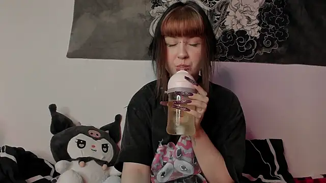 Snapshot of t0riayun0 chatting on December 2024 12:11:02 AM t0riayun0 online show from December 2024 12:11:02 AM