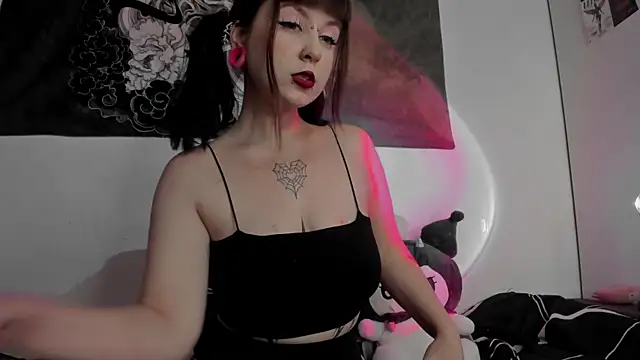 Snapshot of t0riayun0 chatting on January 2025 11:18:02 PM t0riayun0 online show from January 2025 11:18:02 PM