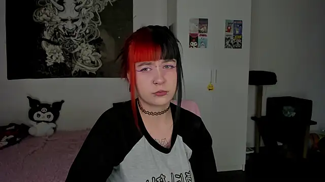 Snapshot of t0riayun0 chatting on February 2025 02:40:02 AM t0riayun0 online show from February 2025 02:40:02 AM