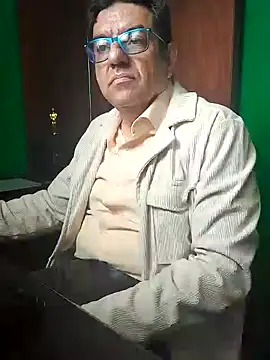 Snapshot of FernandoReuterG chatting on January 2026 04:34:01 PM FernandoReuterG online show from January 2026 04:34:01 PM