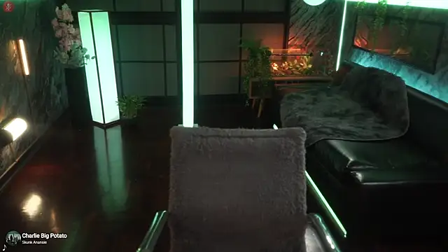 Snapshot of alessa_goreng chatting on November 2025 07:18:02 AM alessa goreng online show from November 2025 07:18:02 AM