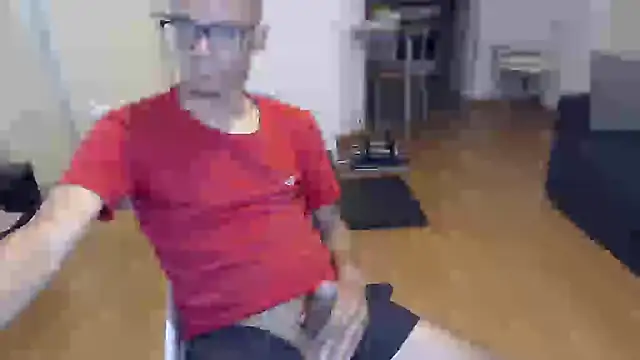 Snapshot of guachin_hunk chatting on November 2025 03:12:01 AM guachin hunk online show from November 2025 03:12:01 AM