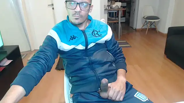 guachin hunk online show from June 2026 04:47:01 AM