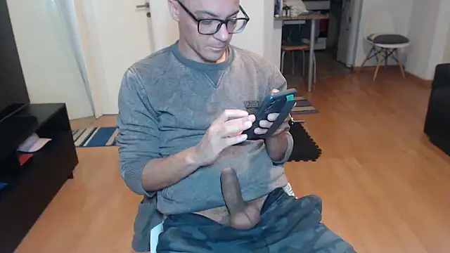 guachin hunk online show from June 2026 05:12:01 AM
