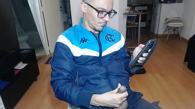 guachin hunk online show from July 2026 11:41:02 PM