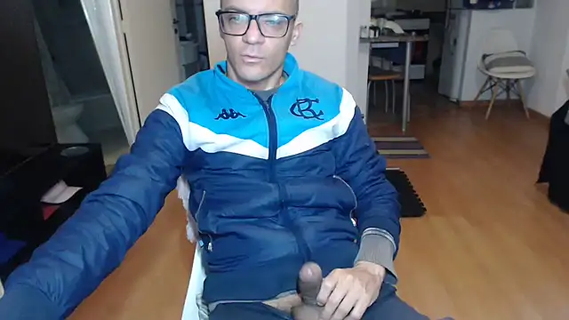 guachin hunk online show from July 2026 10:56:02 PM