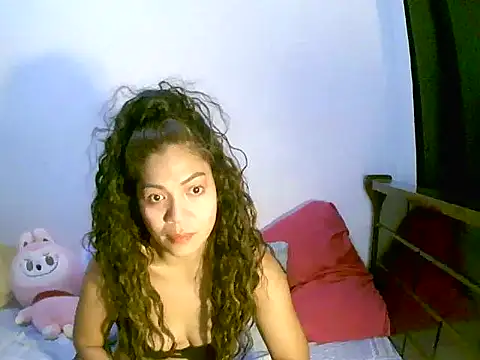 sweetvirginia01 online show from March 2026 10:37:01 PM