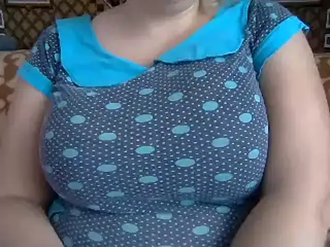 Snapshot of Diana_Britt chatting on December 2024 10:35:02 AM Diana Britt online show from December 2024 10:35:02 AM