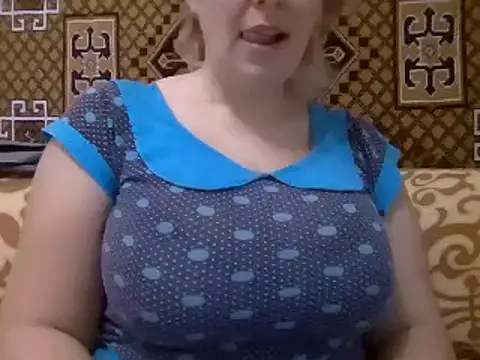 Snapshot of Diana_Britt chatting on December 2024 06:10:02 AM Diana Britt online show from December 2024 06:10:02 AM