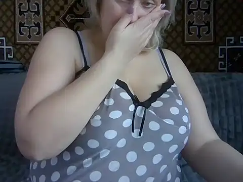 Snapshot of Diana_Britt chatting on March 2025 06:12:02 AM Diana Britt online show from March 2025 06:12:02 AM