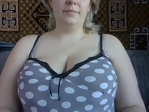 Snapshot of Diana_Britt chatting on March 2025 06:46:01 AM Diana Britt online show from March 2025 06:46:01 AM