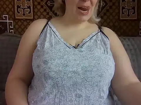 Snapshot of Diana_Britt chatting on March 2025 06:16:01 AM Diana Britt online show from March 2025 06:16:01 AM