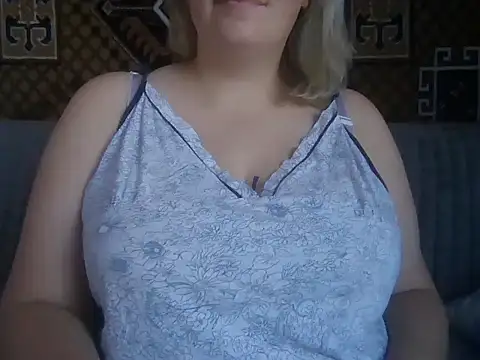 Snapshot of Diana_Britt chatting on September 2025 06:02:01 AM Diana Britt online show from September 2025 06:02:01 AM