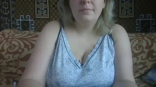 Snapshot of Diana_Britt chatting on November 2025 07:58:01 AM Diana Britt online show from November 2025 07:58:01 AM