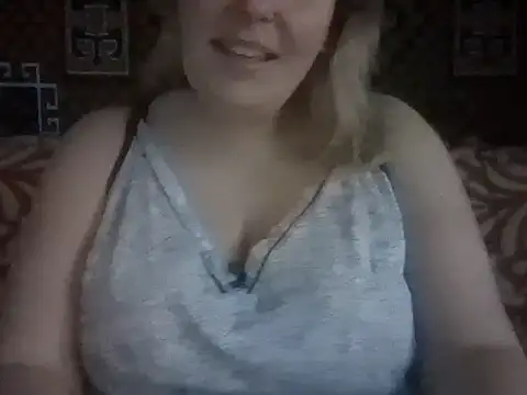 Snapshot of Diana_Britt chatting on December 2025 06:29:02 AM Diana Britt online show from December 2025 06:29:02 AM