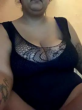 Snapshot of Madsion23 chatting on December 2024 11:33:01 AM Madsion23 online show from December 2024 11:33:01 AM