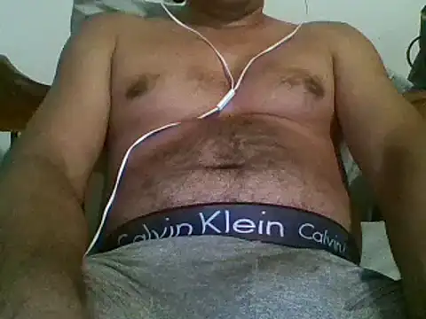 Snapshot of bbccol1 chatting on March 2026 04:14:01 AM bbccol1 online show from March 2026 04:14:01 AM