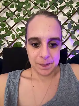 LadyChantale online show from December 2025 08:47:02 PM