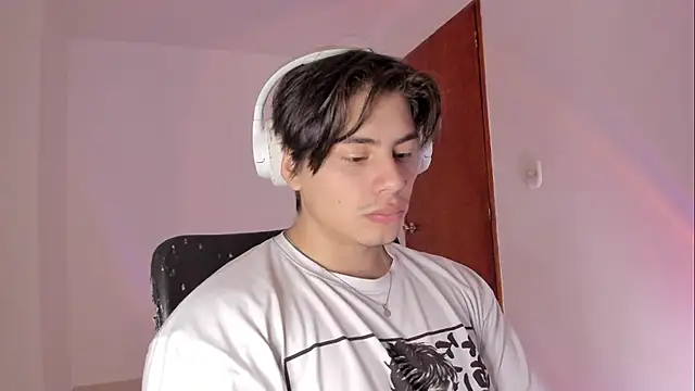 Giordano Russo online show from April 2026 04:26:01 PM