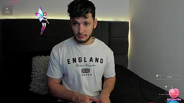 Snapshot of alejandro__2 chatting on October 2025 05:02:02 PM alejandro 2 online show from October 2025 05:02:02 PM