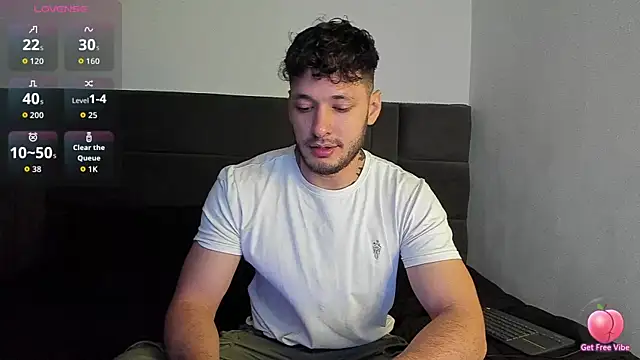 Snapshot of alejandro__2 chatting on November 2025 03:55:01 PM alejandro 2 online show from November 2025 03:55:01 PM