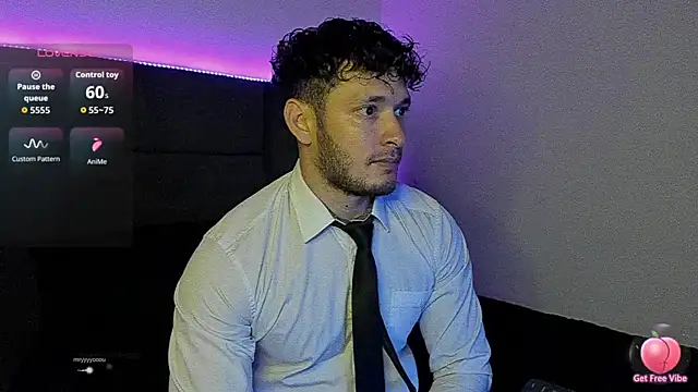 Snapshot of alejandro__2 chatting on December 2025 06:35:02 PM alejandro 2 online show from December 2025 06:35:02 PM