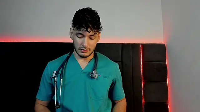 alejandro  2 online show from February 2026 07:01:02 PM