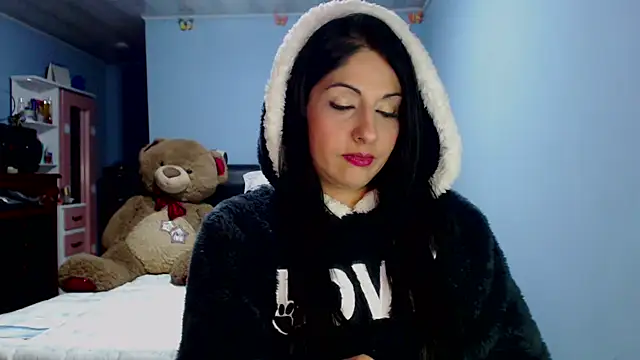 Snapshot of sahtlove1 chatting on May 2026 01:22:02 AM sahtlove1 online show from May 2026 01:22:02 AM