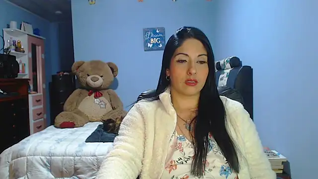 Snapshot of sahtlove1 chatting on May 2026 11:01:04 PM sahtlove1 online show from May 2026 11:01:04 PM