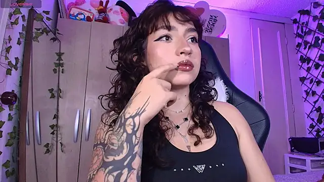 valenor  online show from July 2026 04:15:02 AM