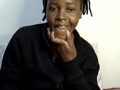 Snapshot of Sweet_ebony20 chatting on September 2025 01:04:01 PM Sweet ebony20 online show from September 2025 01:04:01 PM