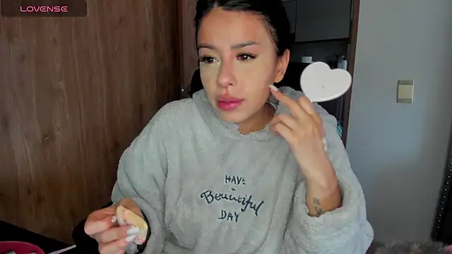 Snapshot of keyn_laurent_1 chatting on February 2025 10:50:02 PM keyn laurent 1 online show from February 2025 10:50:02 PM