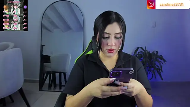 Snapshot of caroline23_x chatting on February 2025 02:37:02 AM caroline23 x online show from February 2025 02:37:02 AM