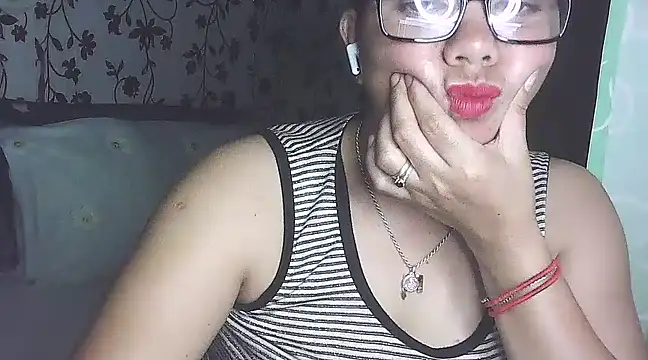 lovely samxxx24 online show from February 2025 01:48:02 AM