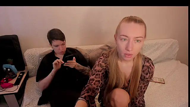 secret dreams   online show from January 2025 08:13:01 AM