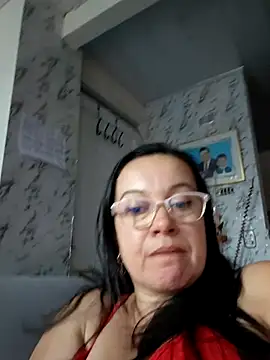 Snapshot of Sonialorens_ chatting on June 2026 10:49:02 PM Sonialorens online show from June 2026 10:49:02 PM
