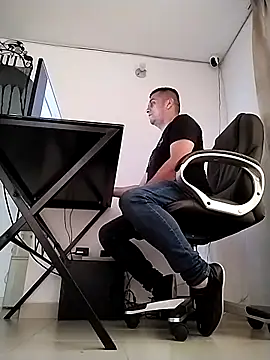 Snapshot of starplss chatting on October 2025 09:24:01 PM starplss online show from October 2025 09:24:01 PM