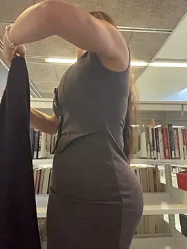 angelitasexy81 online show from November 2025 10:09:01 AM