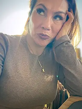 angelitasexy81 online show from February 2026 03:53:01 PM