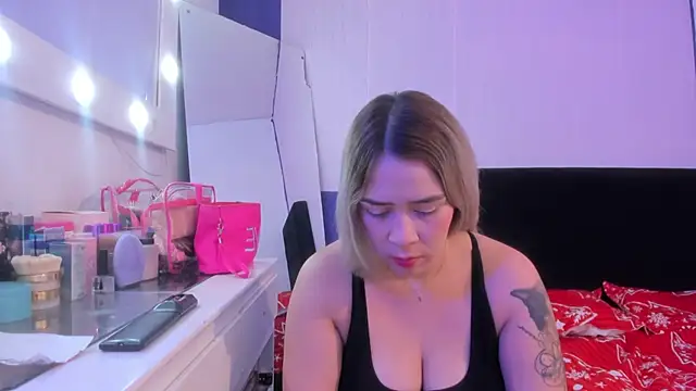 Byanca Winklar online show from December 2024 01:06:01 PM