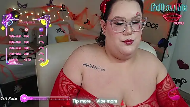 GiannaMorrys online show from October 2025 03:07:02 AM
