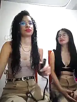 lorena allison  online show from December 2024 07:14:01 PM