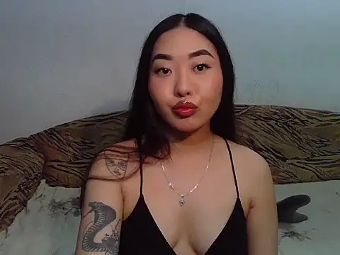 Snapshot of Aleksa_Blackdream chatting on October 2025 05:13:02 PM Aleksa Blackdream online show from October 2025 05:13:02 PM